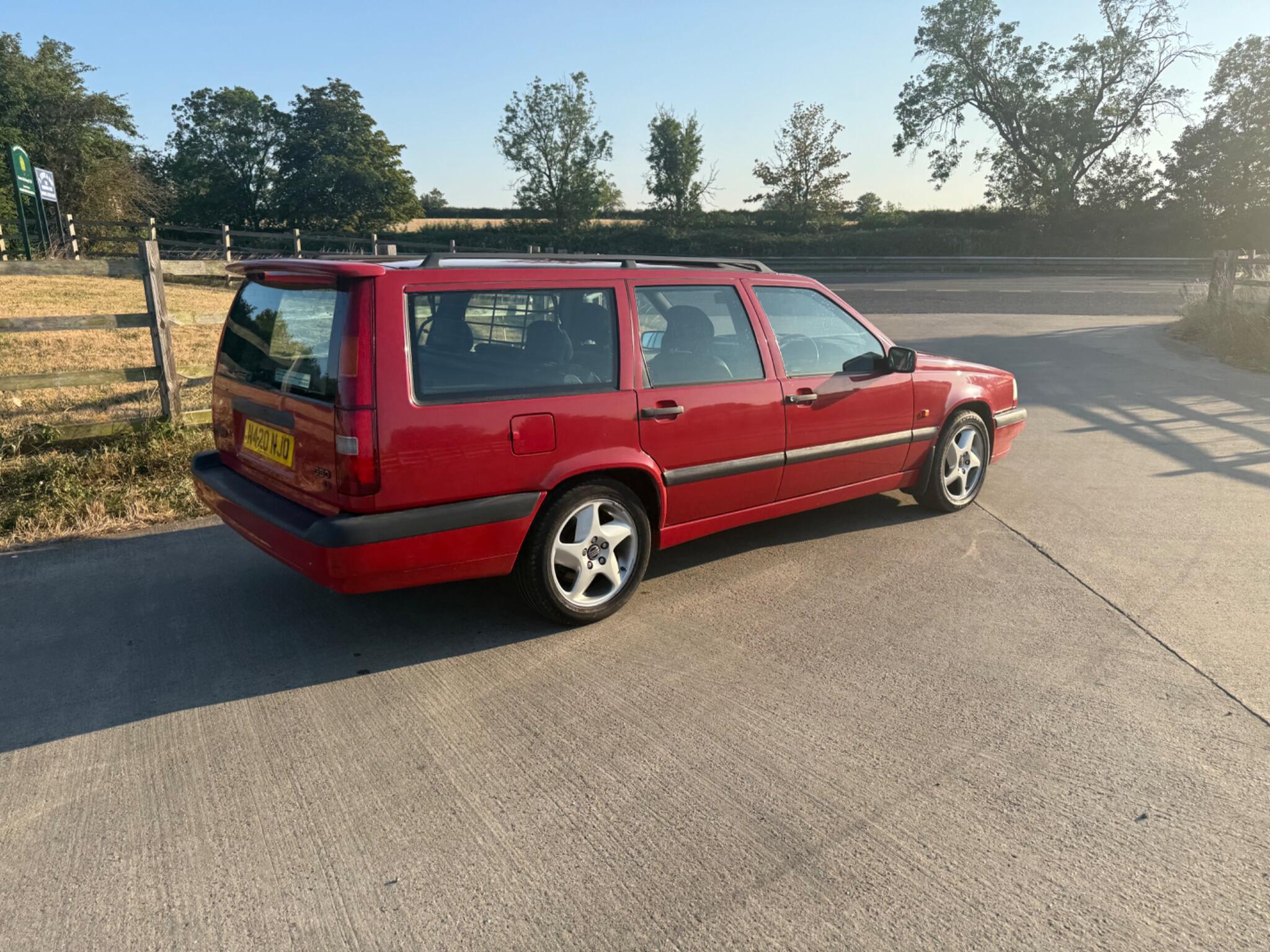 Volvo 850 2.5 20v GLT 5dr — photo 63 of 96